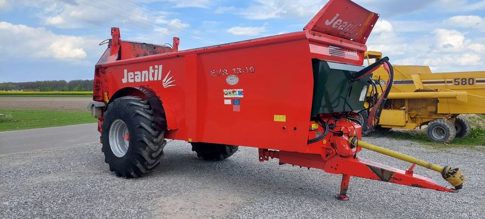Sprzedam rozrzutnik jeantil  13-10    2013 rok   12 ton
