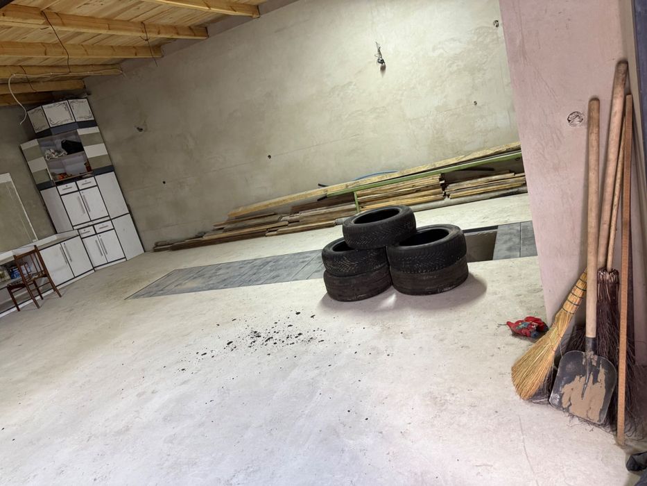 Оренда гаражного приміщення 2-х поверховий