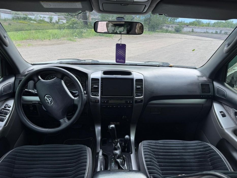 Продам Toyota Land Cruiser Prado