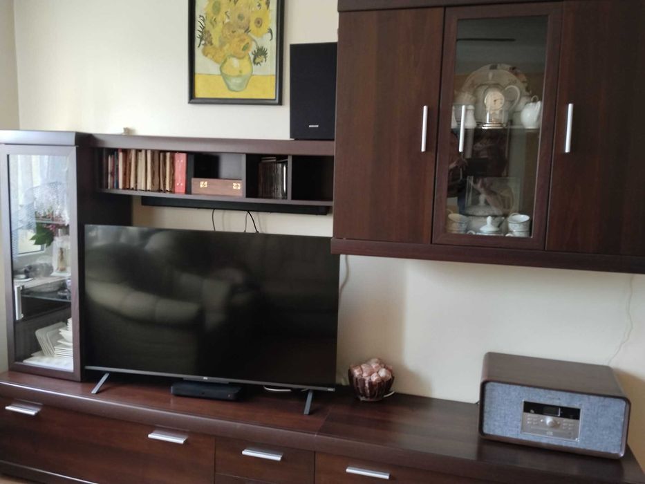 Komplet mebli do salonu i jadalni