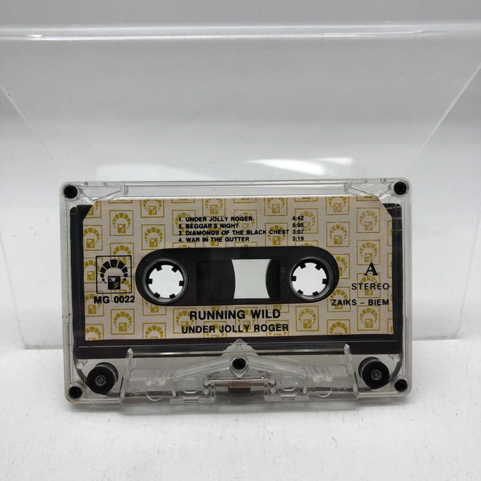 kaseta running wild under jolly roger (3922)