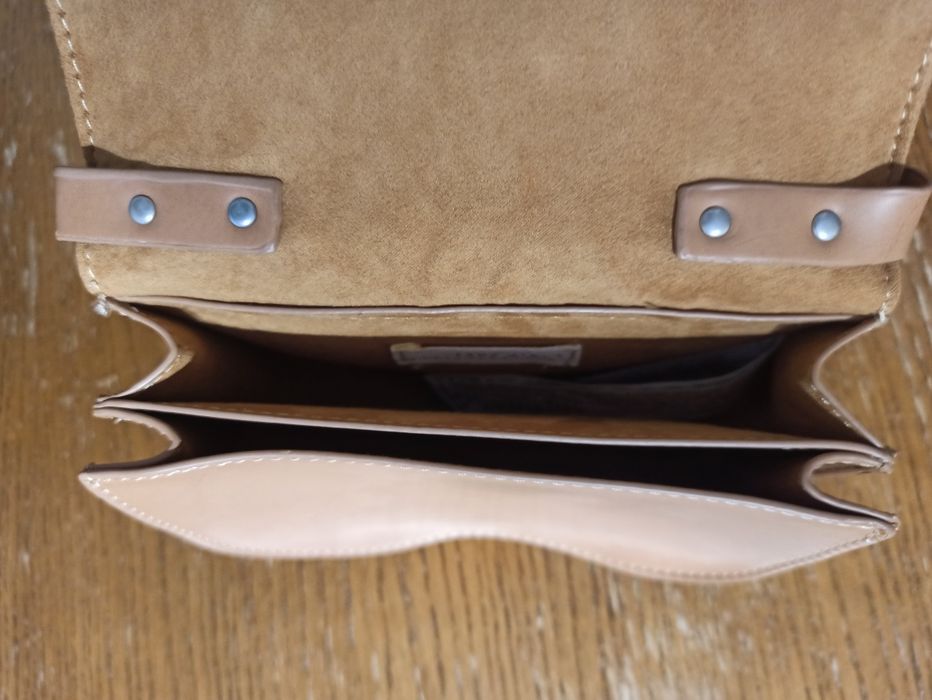 Mała torebka typu cross body/listonoszka ZARA