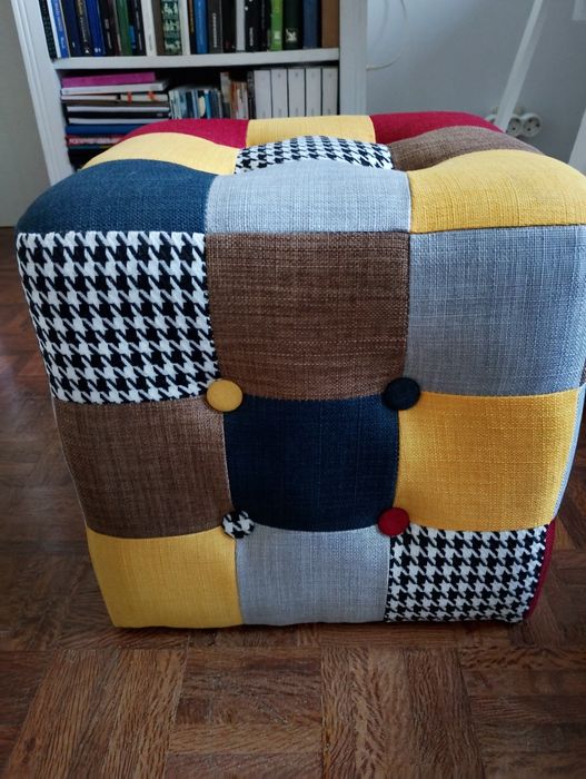 Pufe de Patchwork como novos!!!