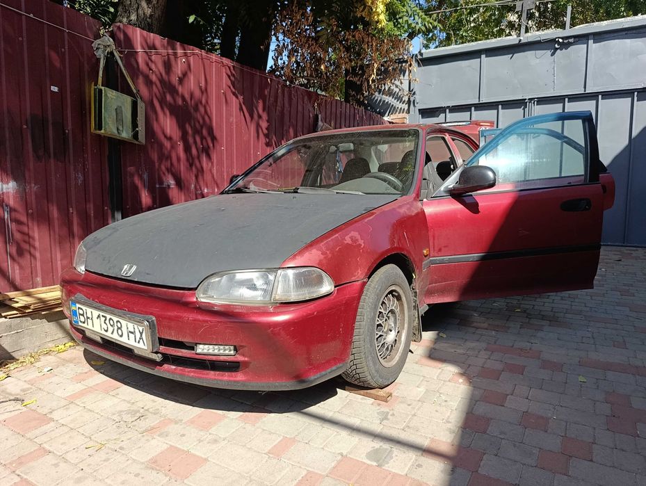 Продам автомобиль Honda Civic в хорошем техническом состоянии