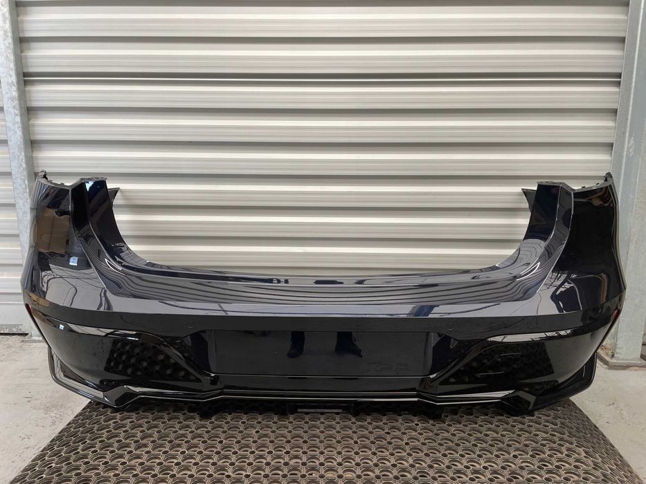 BMW 7 i7 G70 Бампер зад