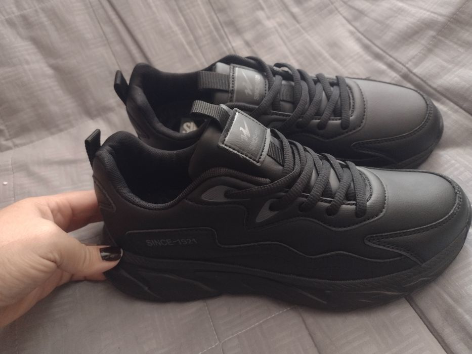 39р./25 см. Весняні демісезонні кросівки на хлопчика підліткові.