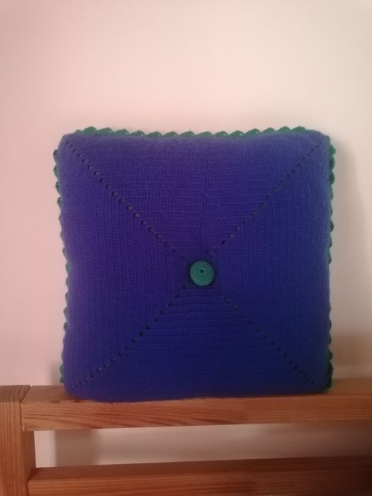 Conjunto de 3 bonitas almofadas feitas à mão