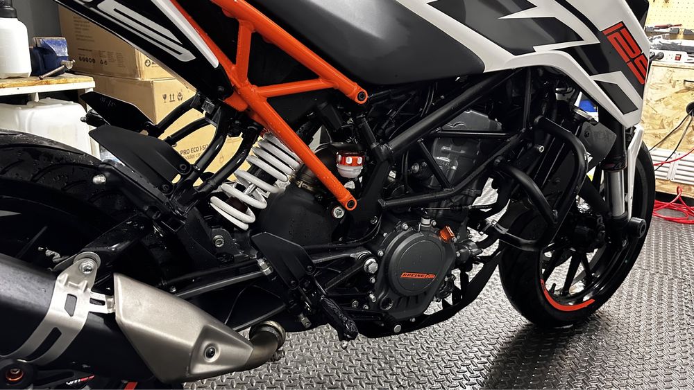 KTM Duke 125 ABS