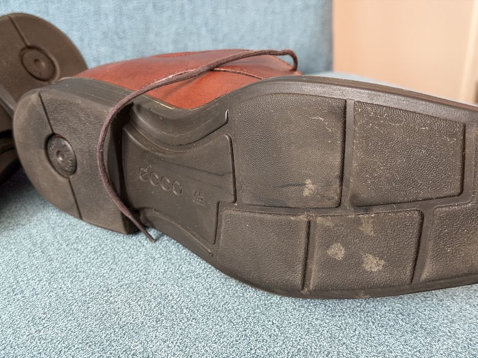 Buty Ecco brązowe 45