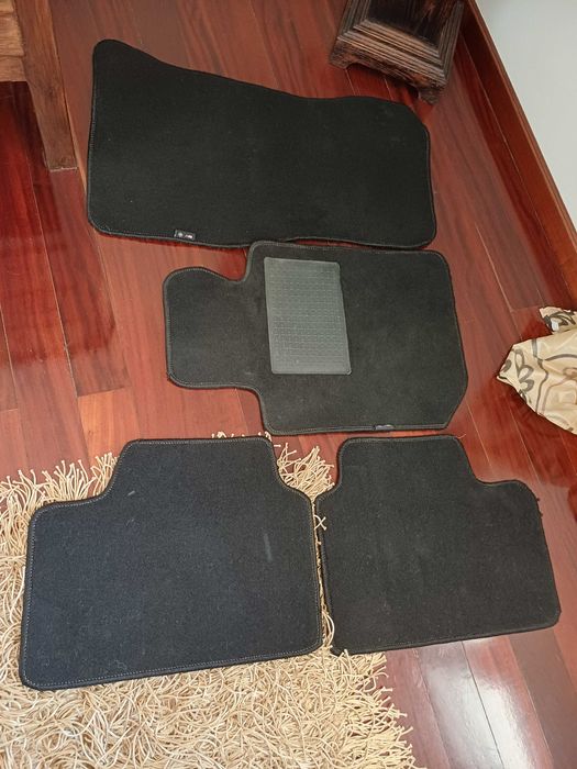 Vendo tapetes originais BMW/Linha M para série 1/2/3/4/5