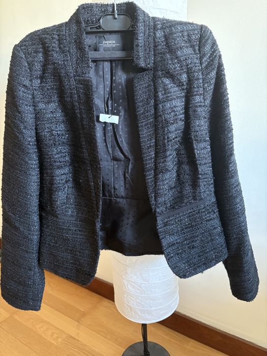 Casaco tweed com etiqueta