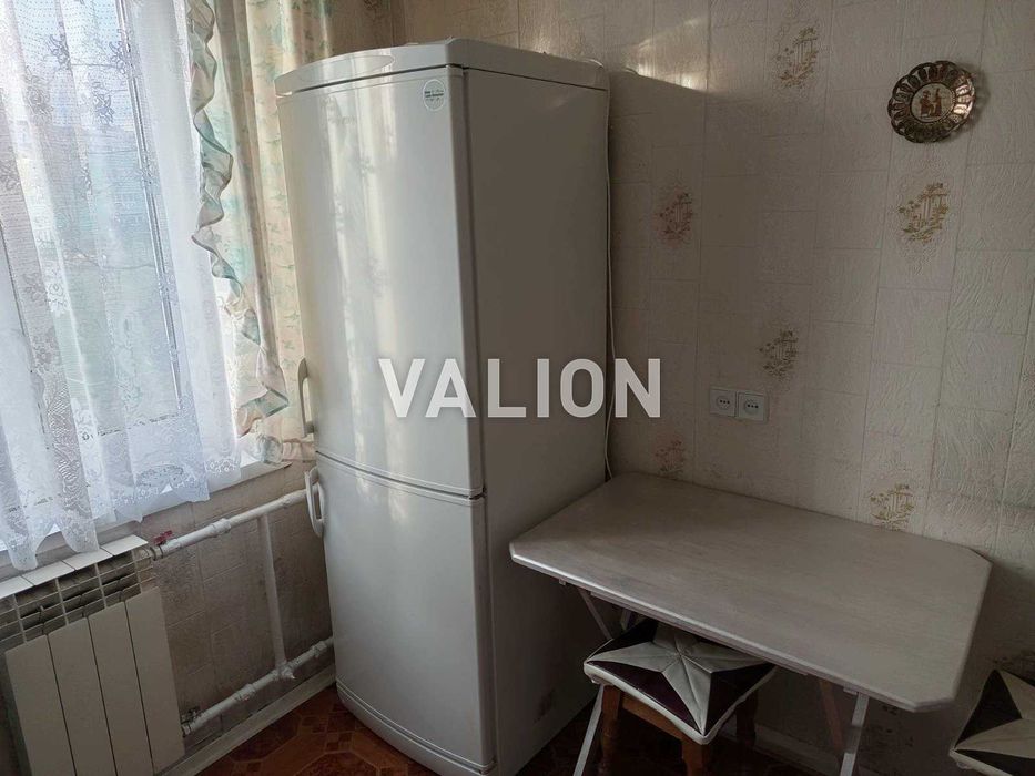 Продам 2-комн. квартиру, р-н Оболонь, пр. Оболонский 33а