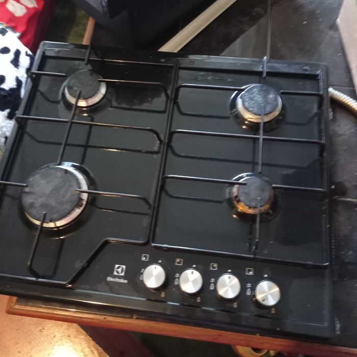 Kuchenka gazowa Elektrolux do zabudowy jak nowa