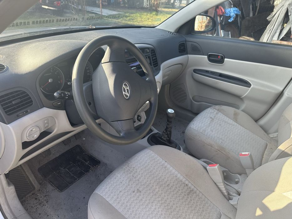 hyundai accent  2006 рік / мотор 1.4 бензин  з Німеччини