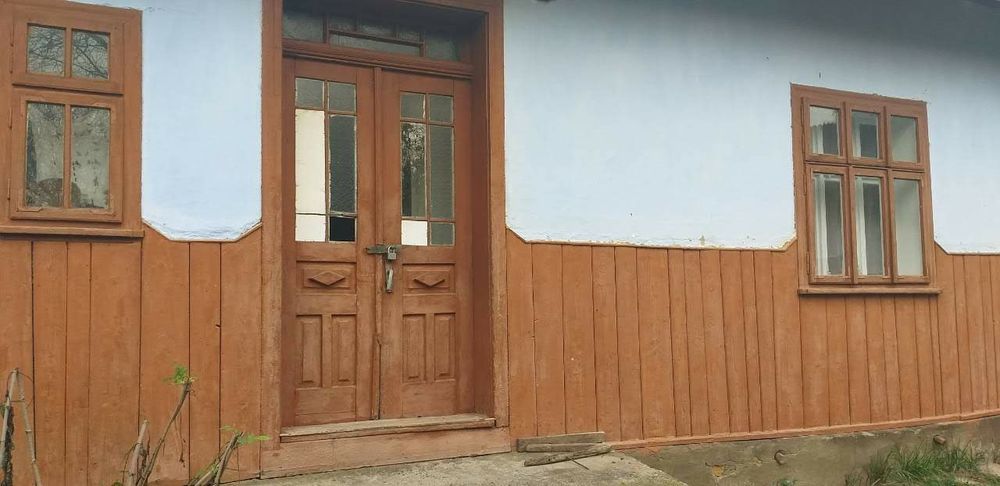 Будинок в с.Вишнів, Івано-Франківська  обл.,Рогатинський  р-н.