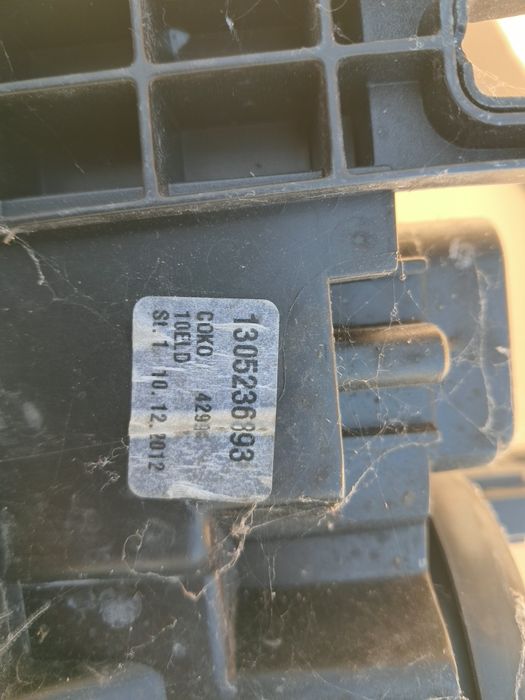 Farol direito  Audi A4 b8.5
