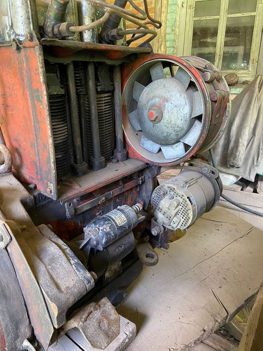 Продам  робочий двигун Т-25 (Д-21) зі зчепленням під під Кпп ГАЗ-53