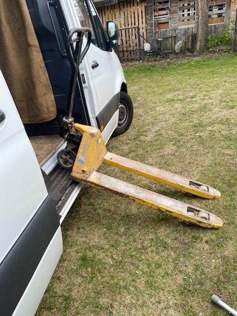 Wózek paletowy sprawny