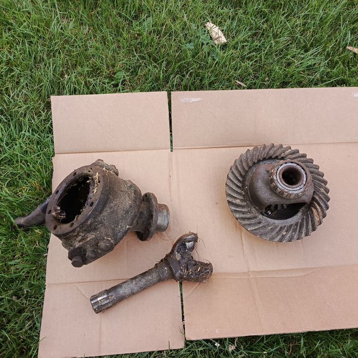 Części UAZ AROmost i inne