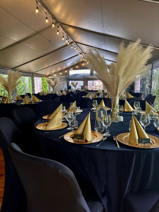 Wynajem namiotów cateringowych/eventowych. Wynajem podłóg/podestów.