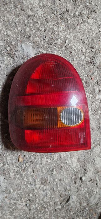 Farolins traz opel corsa b