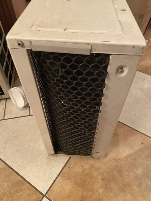 Кондиционер Lessar требует ремонта