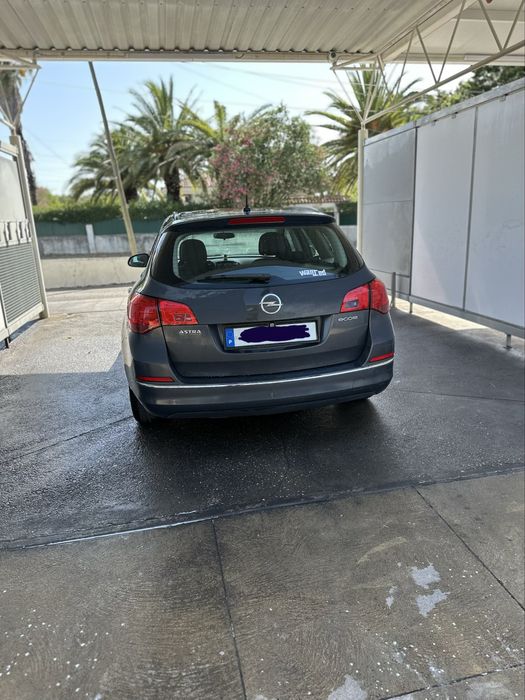 Opel Astra Sports Tourer 1.7 CDTI 110cv – 2013