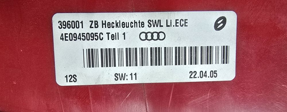 Farolim/Farol traseiro esquerdo Audi A8 D3