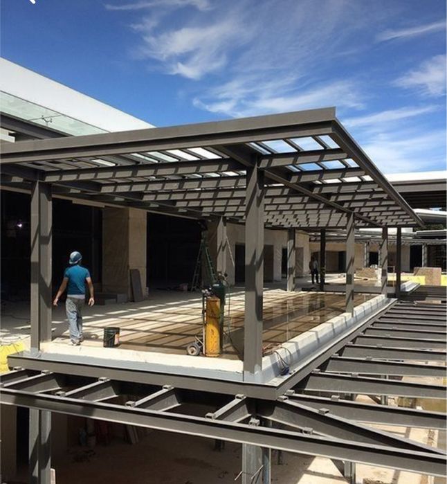 Construção de armazem e estruturas metalicas