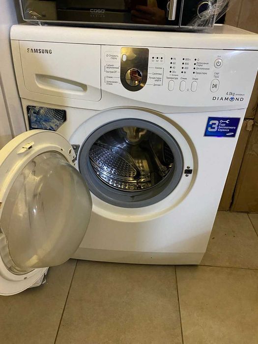 Пральна машина вузька Samsung WF0408N2N Diamond 4 кг