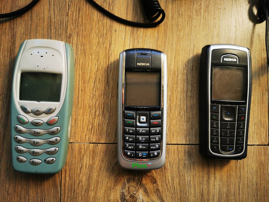 Zestaw telefonów Nokia 3410 Nokia 6020 Nokia 6230