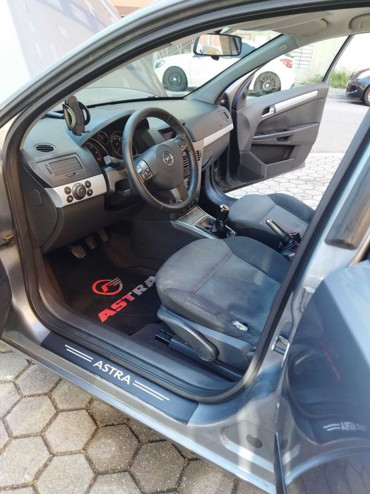 Opel Astra H Caravan