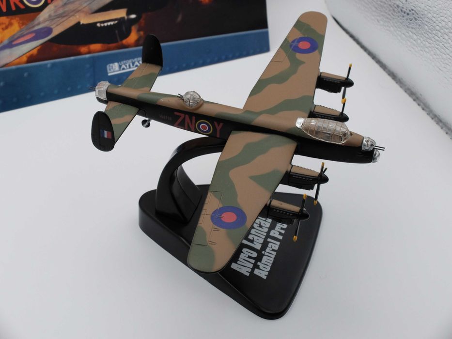 MIniatura em metal Avro Lancaster Admiral Prune