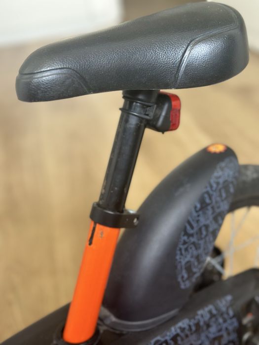 Bike infantil semi nova.