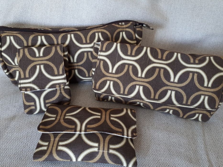 Bolsas de Higiene / Conjunto de 4 Estojos