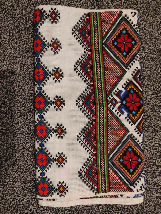 Весільний рушник, вишитий.