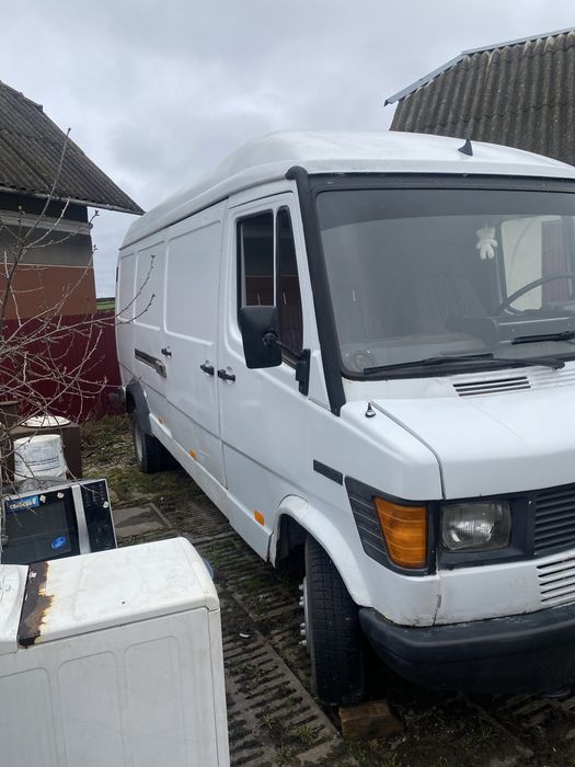 Продам Мерседес 410