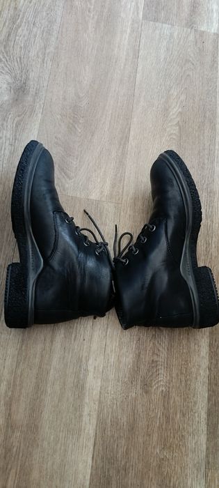 Продам взуття фірми ECCO
