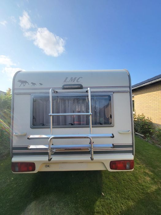 Przyczepa kempingowa LMC Luxus 495