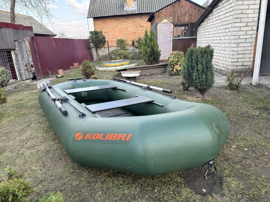 Човен Kolibri K-270T