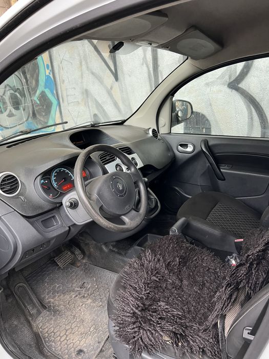 Reno kengo ze електричка