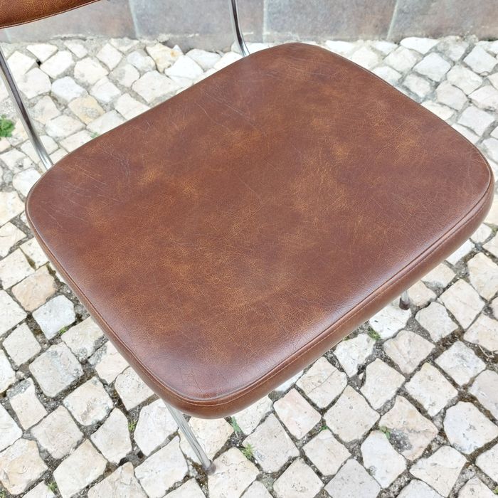 Cadeiras Prestígio Daciano da Costa