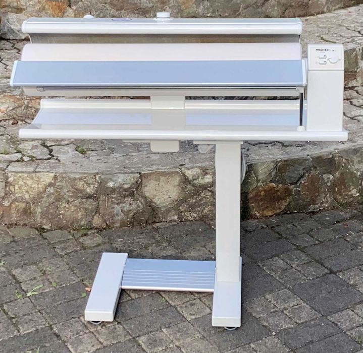 KATOWICE MIELE MAGIEL PAROWY B895D Prasowalnica Gwarancja Dostawa