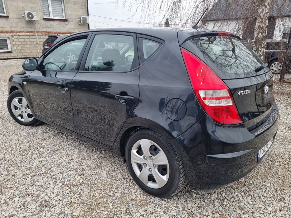 Hyundai i30 2009/10 rok 1.4 LPG  Zadbany