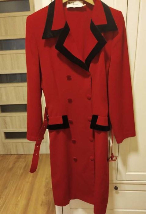 Sukienka czerwona elegancka rozmiar 42