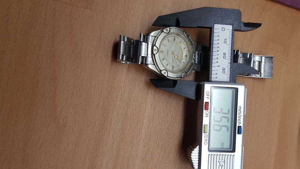 Męski zegarek quartz