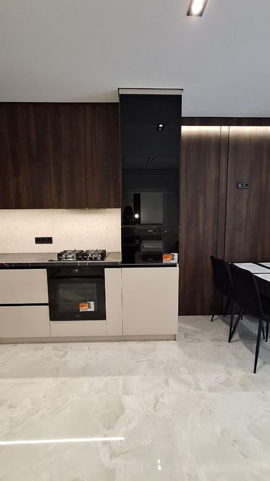 Продаж / Квартира / Єдності 7 ,Бармаки