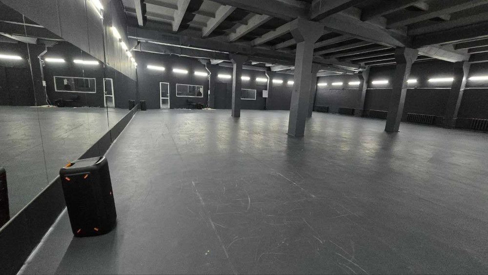 340 кв.м. Аренда большого зала для тренингов, конференций м. Минская