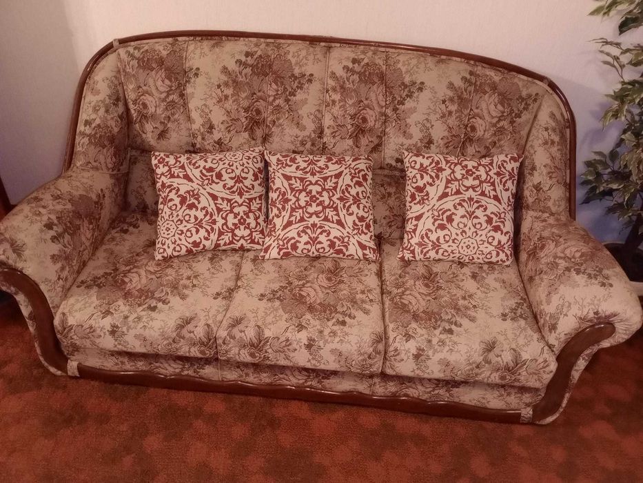 Conjunto de 1 Sofá de 3lugares e 2 poltronas