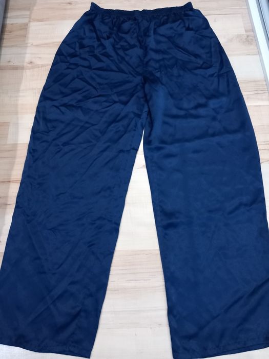 Spodnie piżamowe Viktoria's Secret rozm.XL, satynowe ,